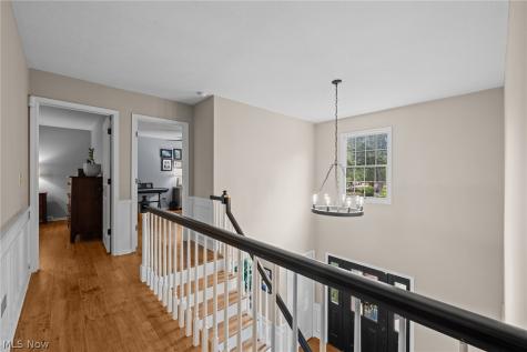 31477 Roberta Drive Bay Village OH 44140