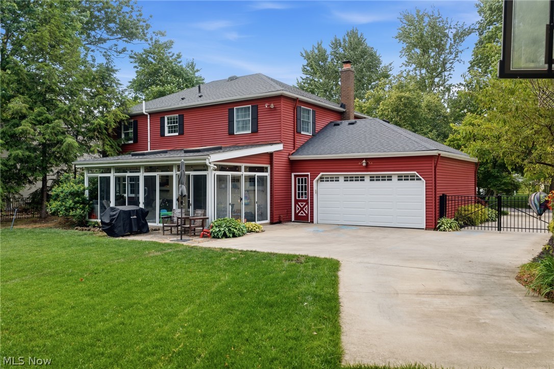 31477 Roberta Drive Bay Village OH 44140