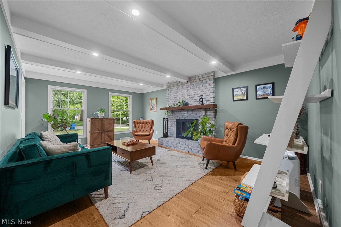 31477 Roberta Drive Bay Village OH 44140