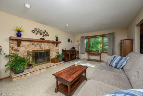 8365 Crinkleroot Clearing Brecksville OH 44141