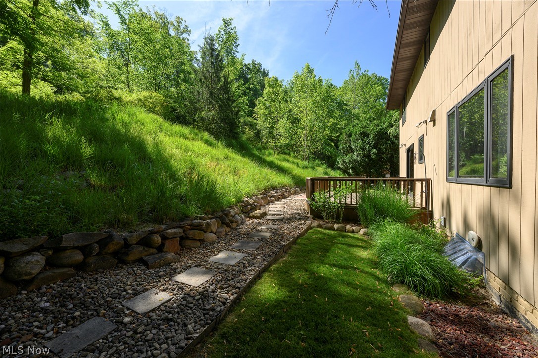 8365 Crinkleroot Clearing Brecksville OH 44141