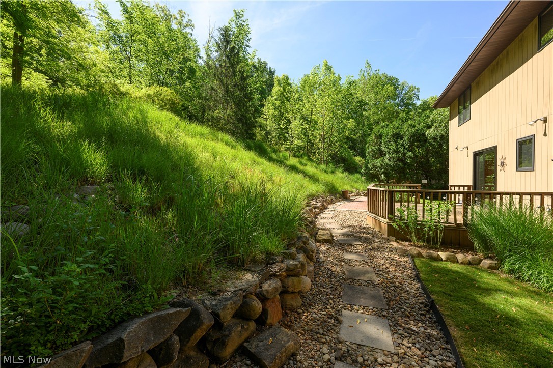 8365 Crinkleroot Clearing Brecksville OH 44141
