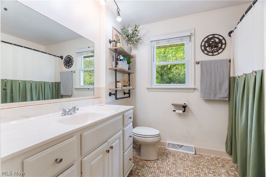 461 Oakridge Drive Youngstown OH 44512