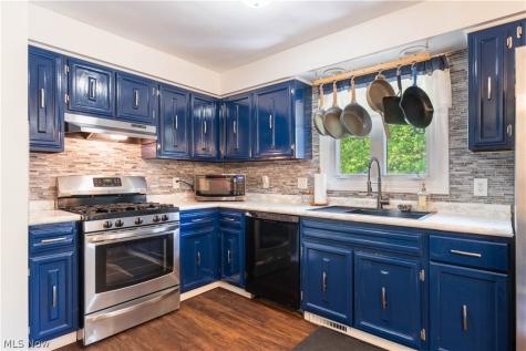 461 Oakridge Drive Youngstown OH 44512