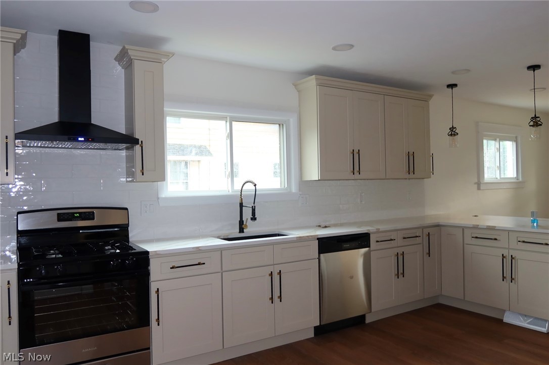 7402 Stone Road Independence OH 44131