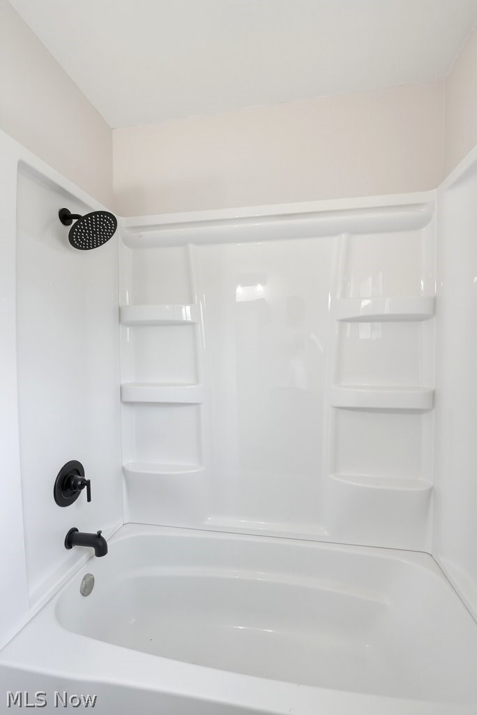 4870 N Sedgewick Road Lyndhurst OH 44124