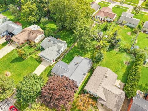 4870 N Sedgewick Road Lyndhurst OH 44124