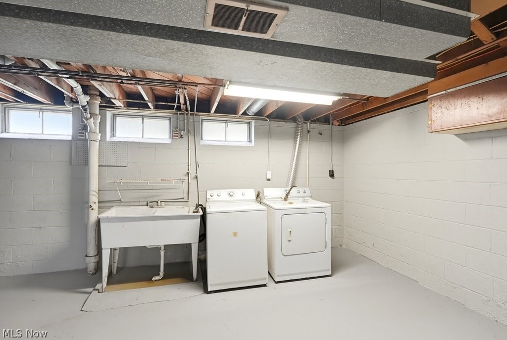 4870 N Sedgewick Road Lyndhurst OH 44124