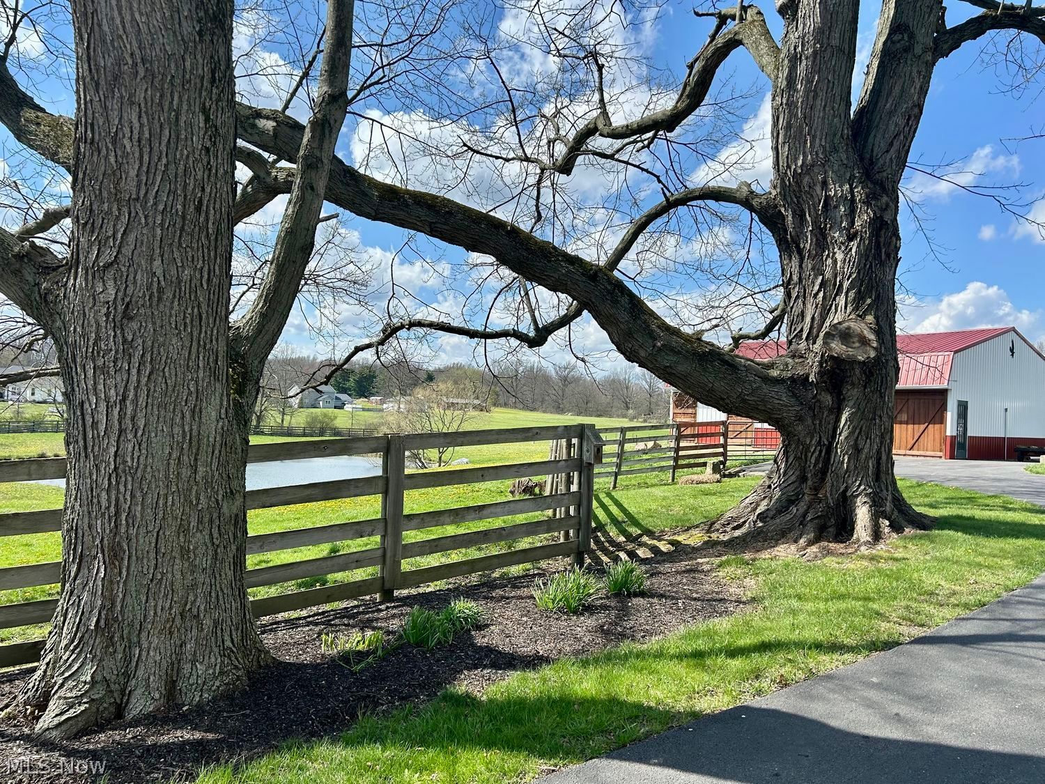 13316 W South Range Road Salem OH 44460