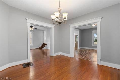 2329 Winfield Way NE Canton OH 44705
