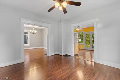 2329 Winfield Way NE Canton OH 44705