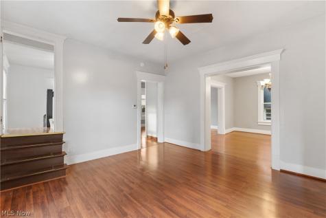 2329 Winfield Way NE Canton OH 44705
