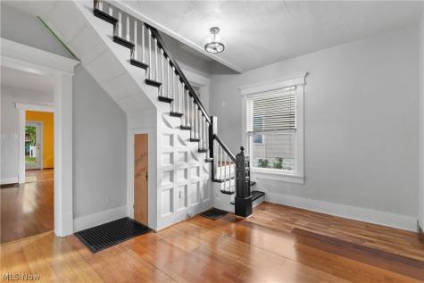 2329 Winfield Way NE Canton OH 44705