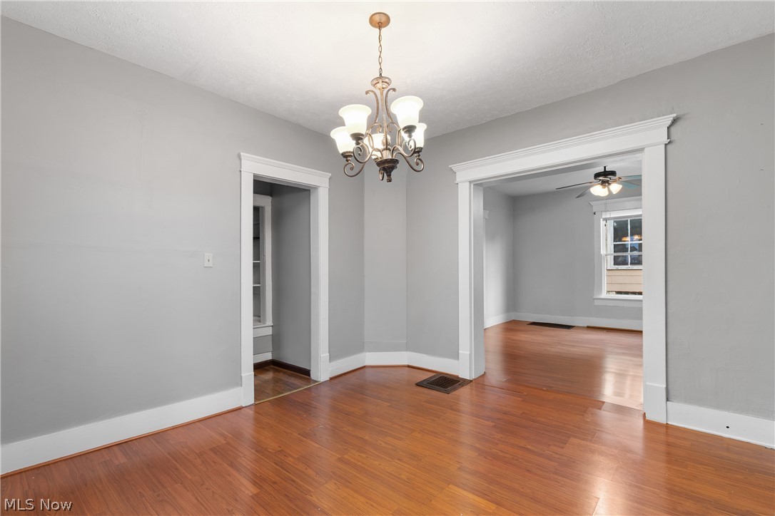2329 Winfield Way NE Canton OH 44705
