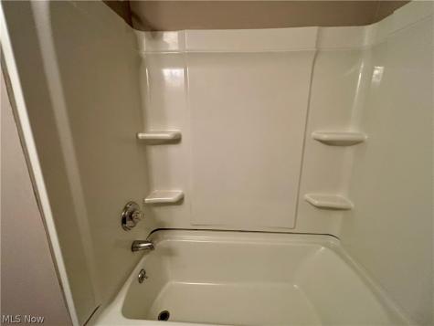 212 Ohio Avenue Niles OH 44446