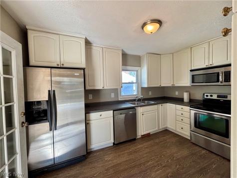 212 Ohio Avenue Niles OH 44446