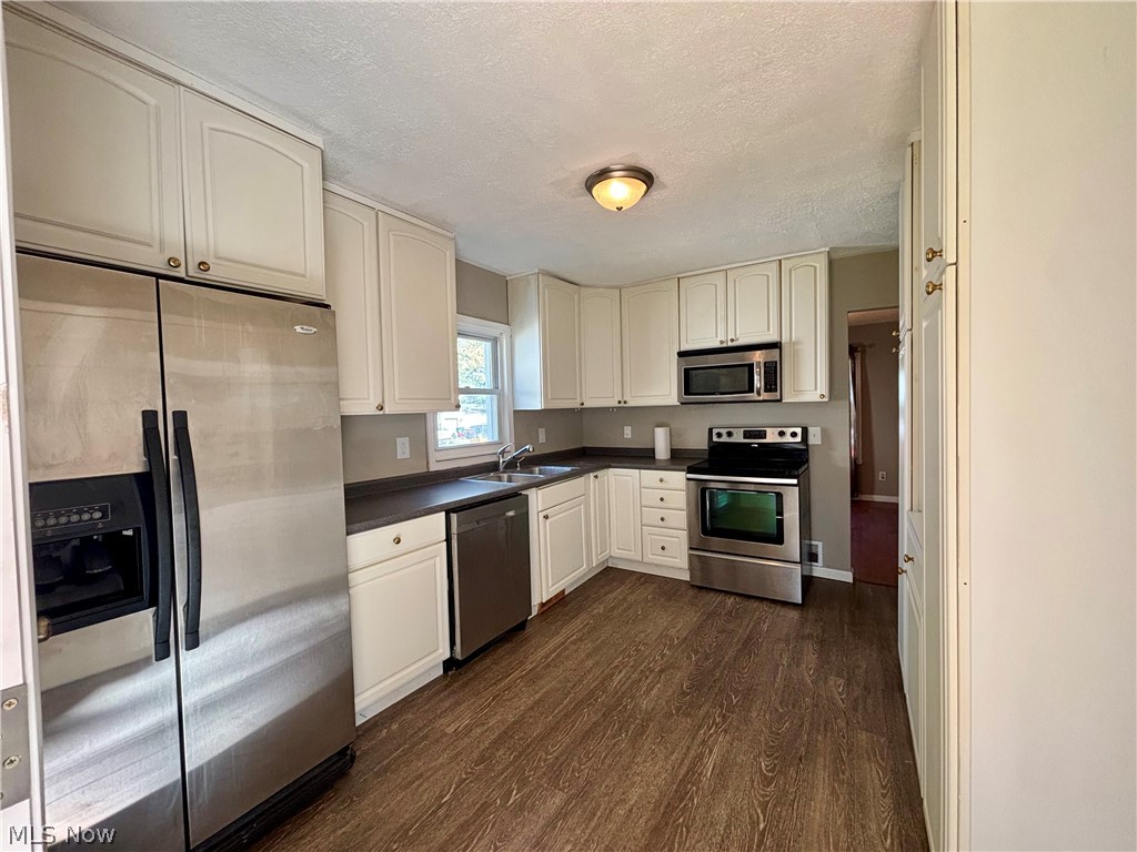 212 Ohio Avenue Niles OH 44446