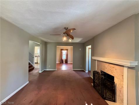 212 Ohio Avenue Niles OH 44446