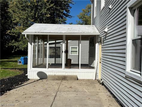 212 Ohio Avenue Niles OH 44446