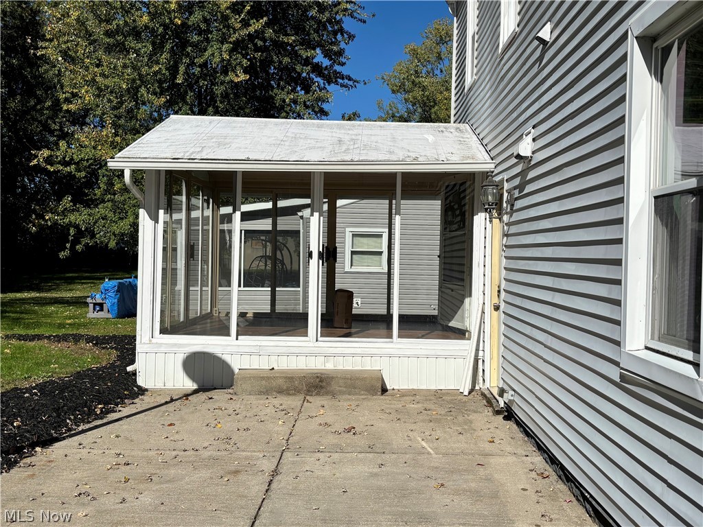 212 Ohio Avenue Niles OH 44446
