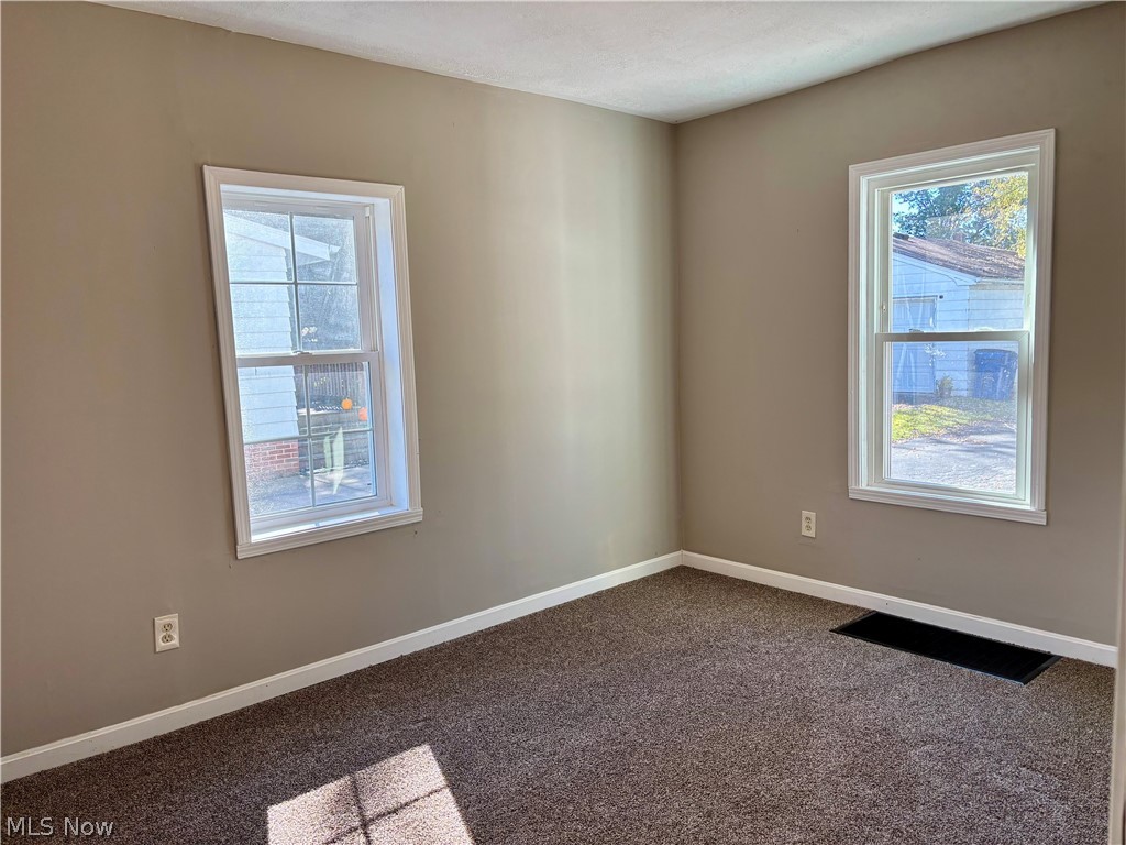 212 Ohio Avenue Niles OH 44446