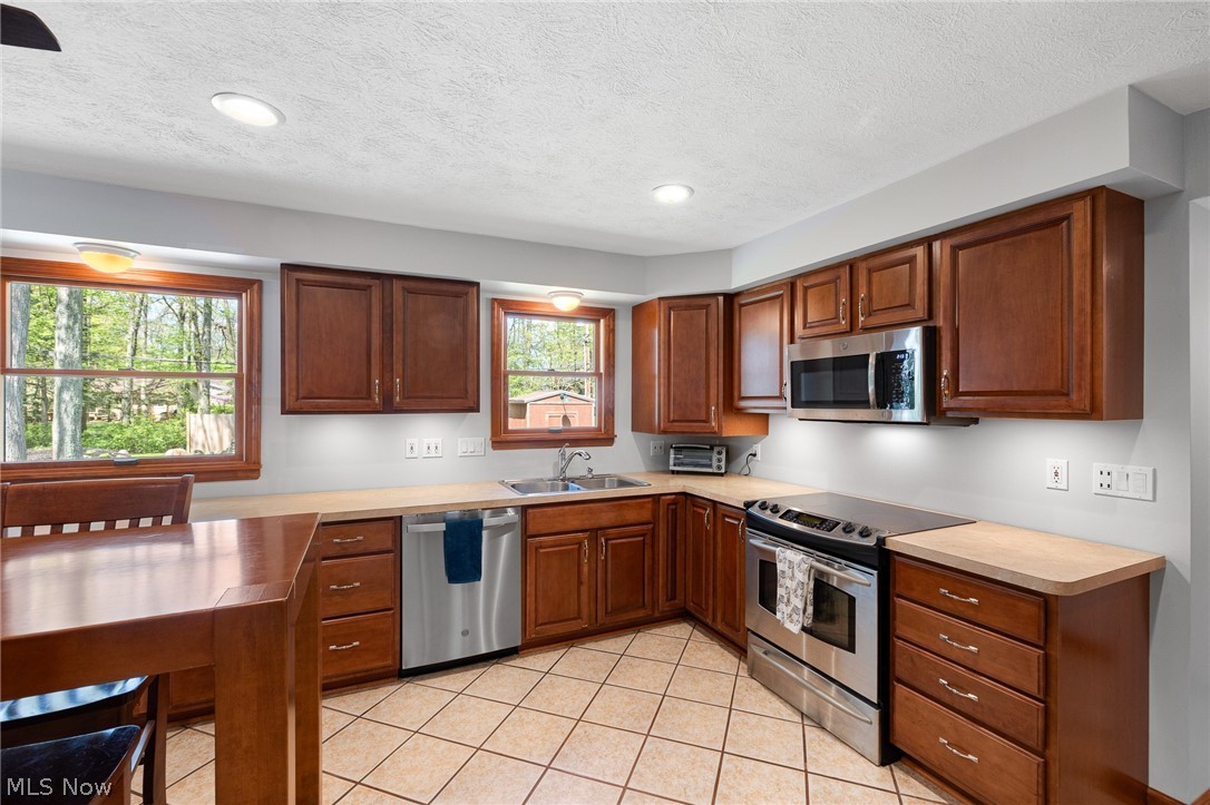 27446 Benwood Circle North Olmsted OH 44070