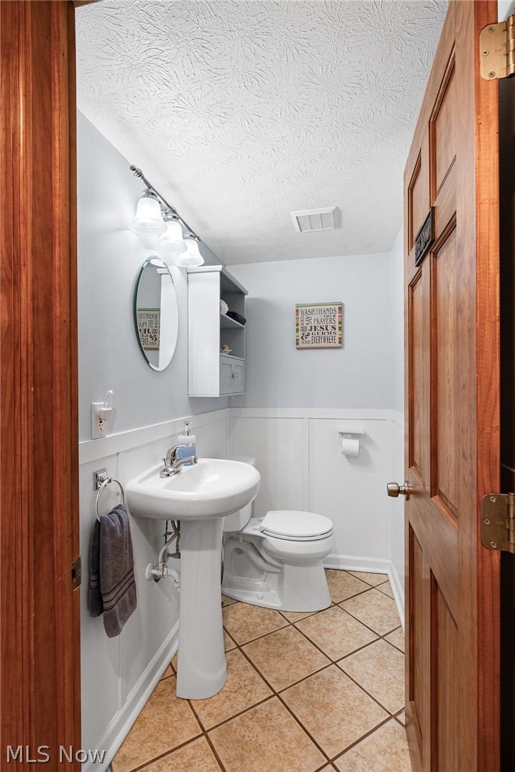 27446 Benwood Circle North Olmsted OH 44070