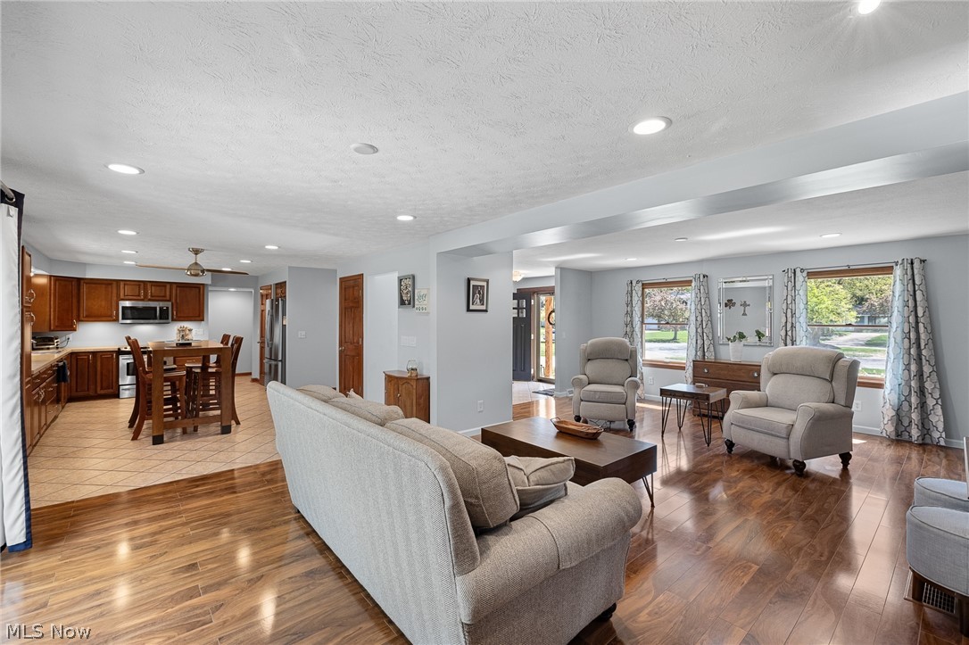 27446 Benwood Circle North Olmsted OH 44070