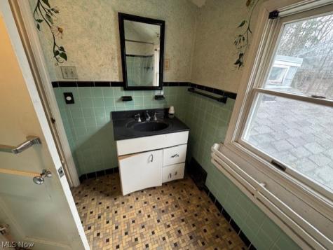 4586 E Berwald Road South Euclid OH 44121