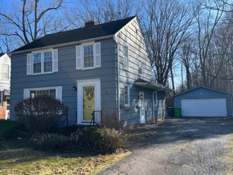4586 E Berwald Road South Euclid OH 44121