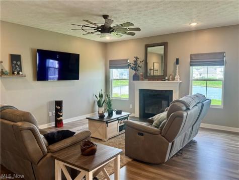 438 River Run Drive Elyria OH 44035