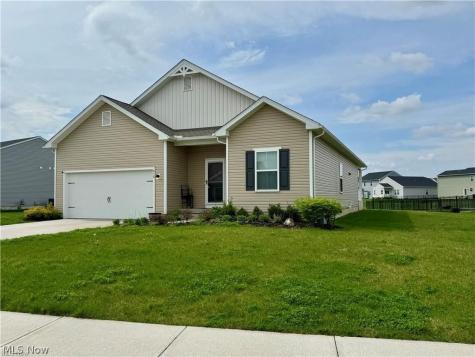 438 River Run Drive Elyria OH 44035