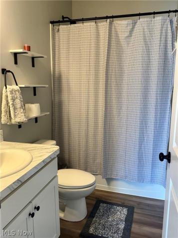 438 River Run Drive Elyria OH 44035