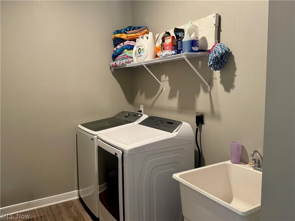 438 River Run Drive Elyria OH 44035