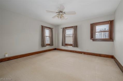 339 Korman Avenue NE Massillon OH 44646