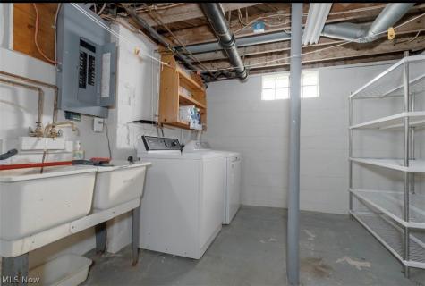 339 Korman Avenue NE Massillon OH 44646