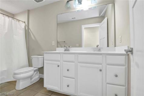35405 Crystal Creek Court Grafton OH 44044