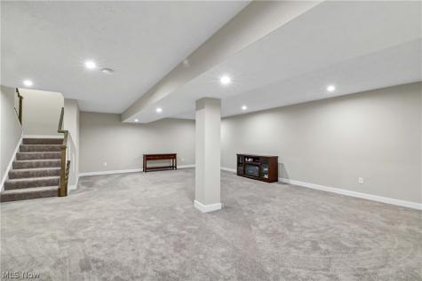 35405 Crystal Creek Court Grafton OH 44044