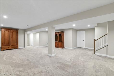 35405 Crystal Creek Court Grafton OH 44044