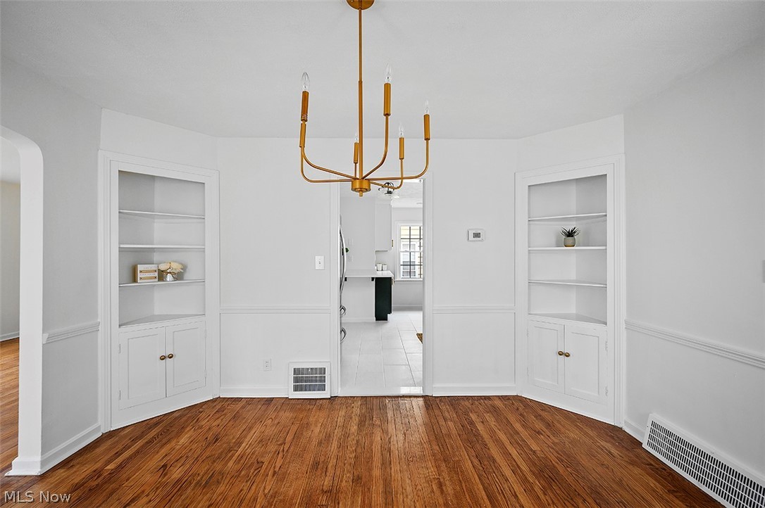 1143 Brentwood Road Cleveland Heights OH 44121