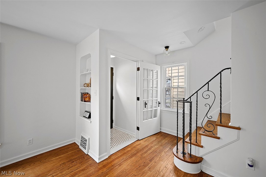 1143 Brentwood Road Cleveland Heights OH 44121