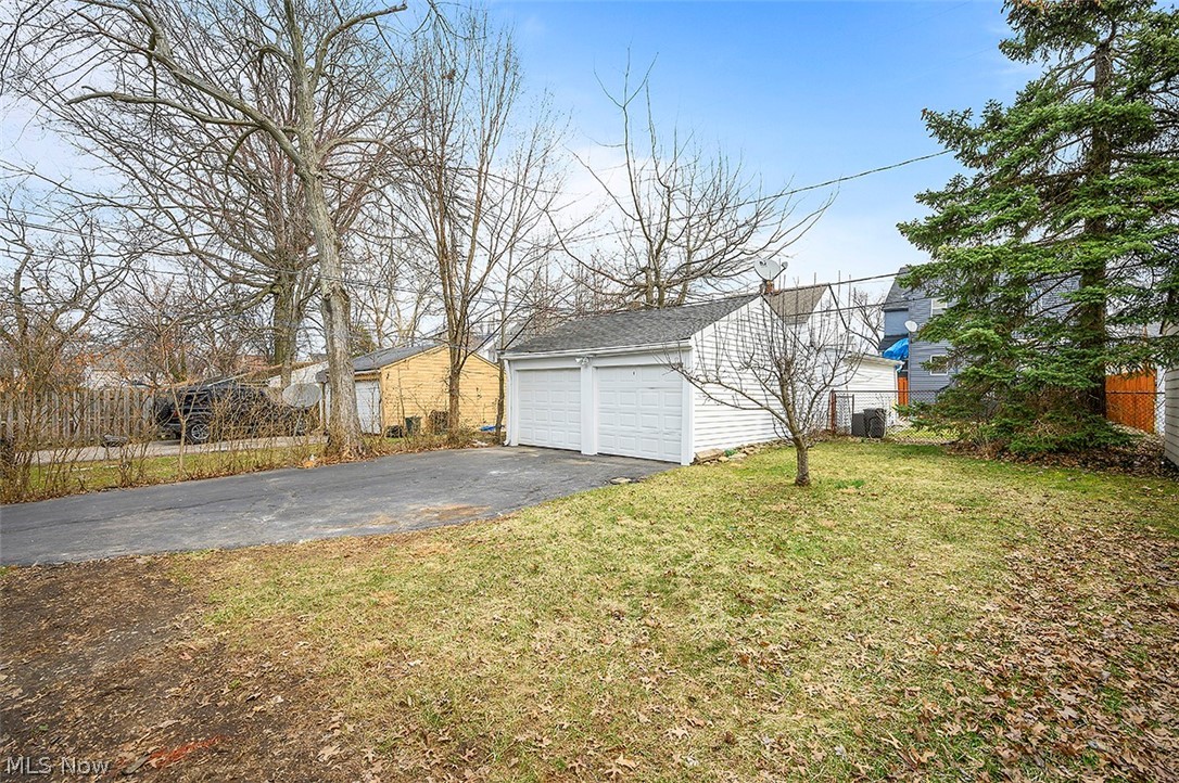 1143 Brentwood Road Cleveland Heights OH 44121