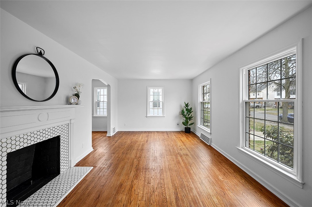 1143 Brentwood Road Cleveland Heights OH 44121