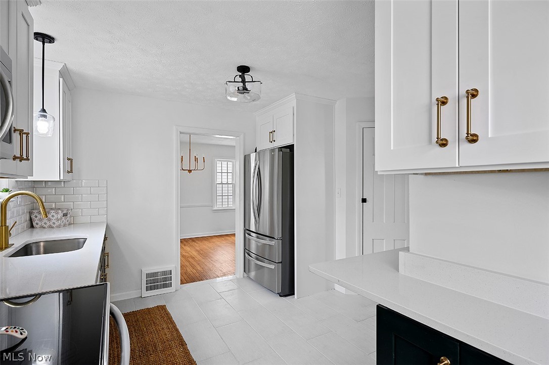 1143 Brentwood Road Cleveland Heights OH 44121