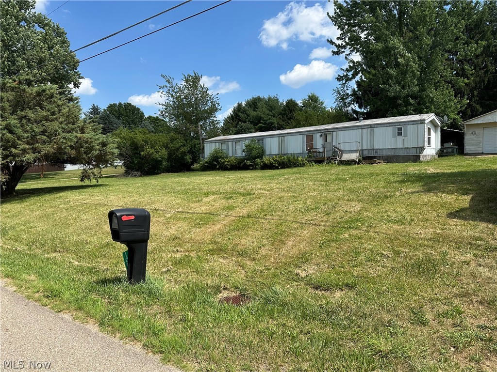 10056 Lawndell Road SW Navarre OH 44662