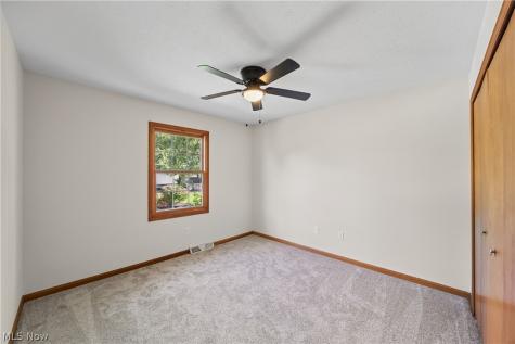 4902 Lakeview Drive Mentor OH 44060