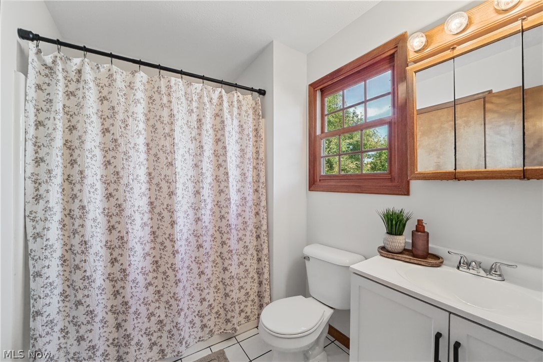 4902 Lakeview Drive Mentor OH 44060