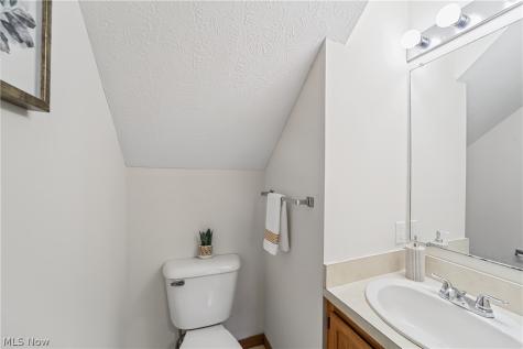 4902 Lakeview Drive Mentor OH 44060