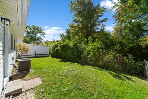 4902 Lakeview Drive Mentor OH 44060