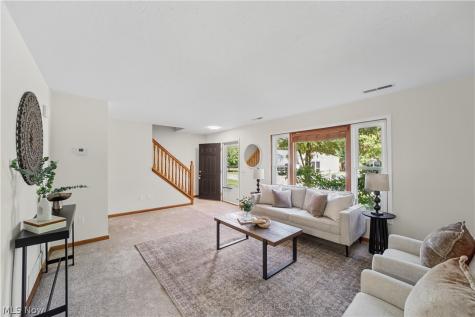 4902 Lakeview Drive Mentor OH 44060